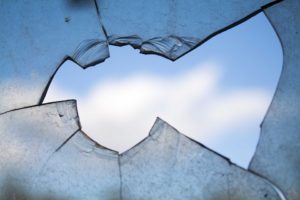 gebroken raam wa-verzekering